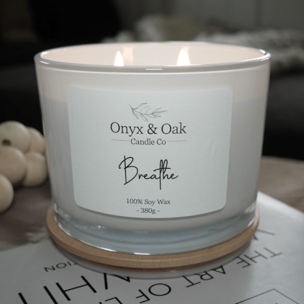 Breathe Scented Candle Onyx & Oak Candle Co